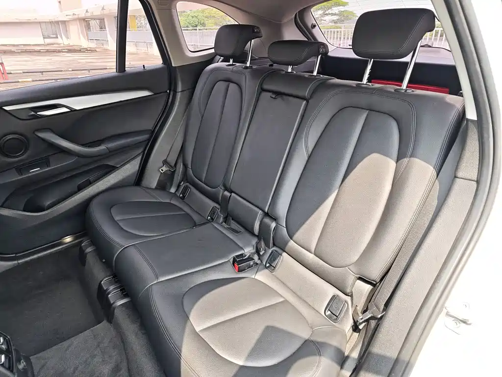 BMW X1 2018 — фото 10