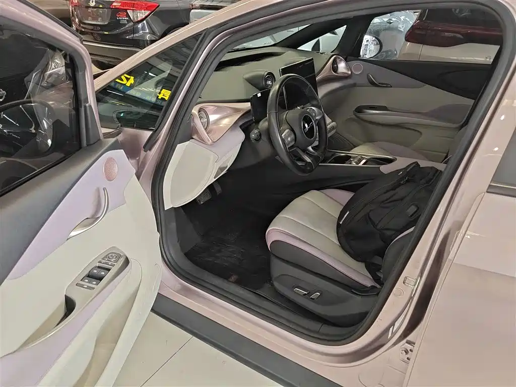 BYD Dolphin 2023 — фото 16