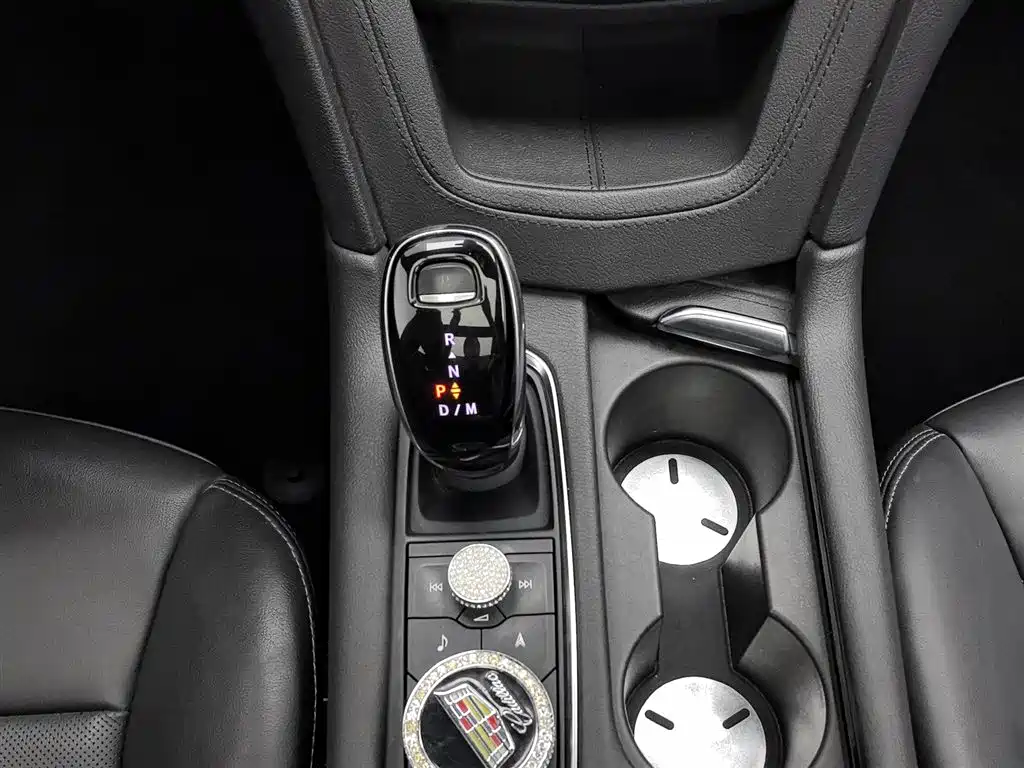 Cadillac XT5 2019 — фото 13