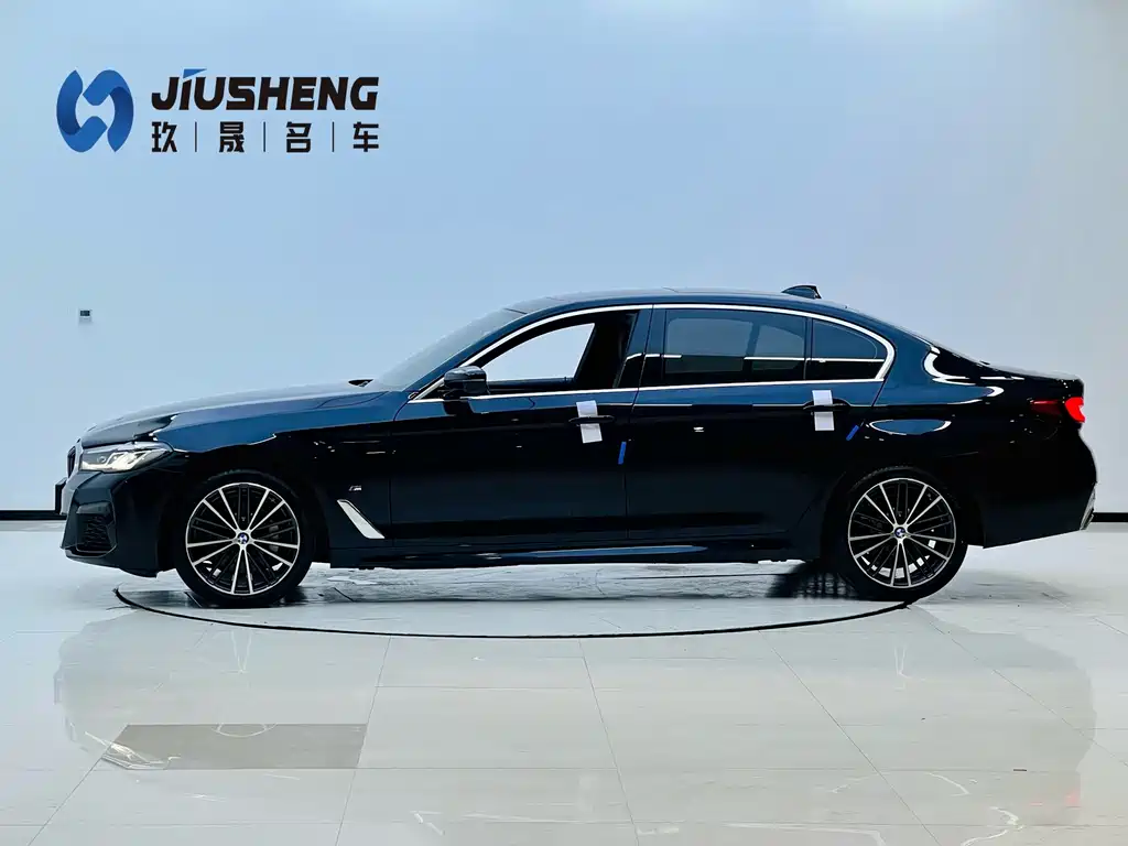 BMW 5 Series 2022