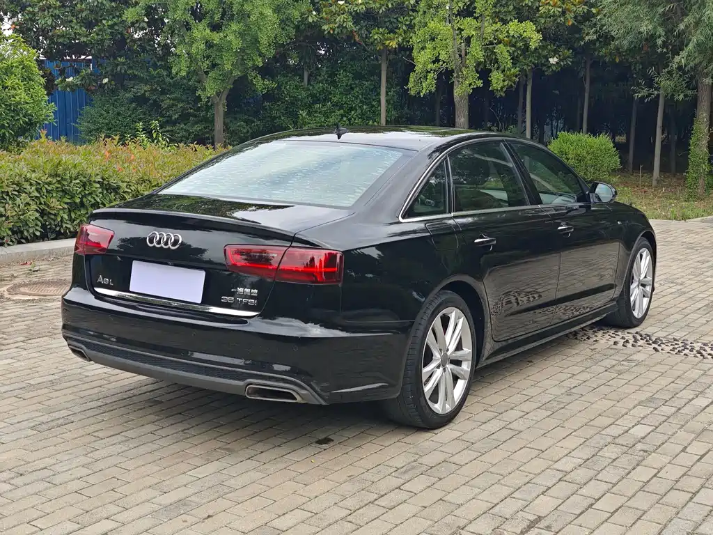 Audi A6L 2018 — фото 10