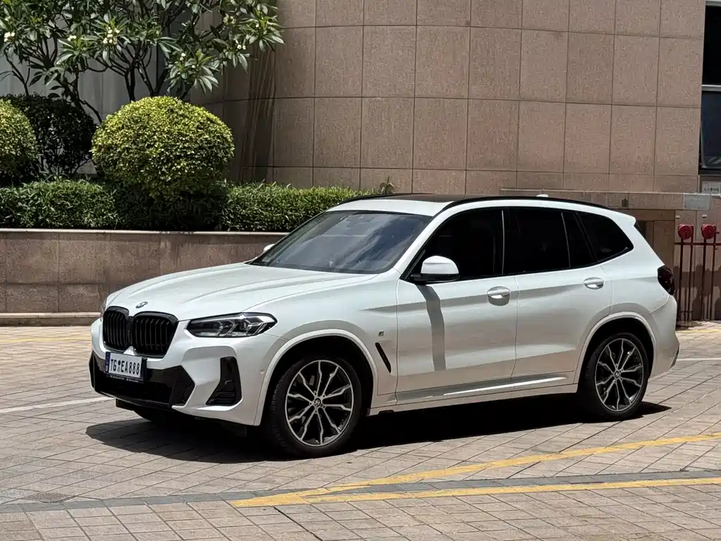 BMW X3 2022 — фото 1