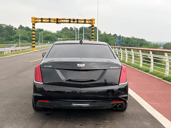 Cadillac CT6 2018