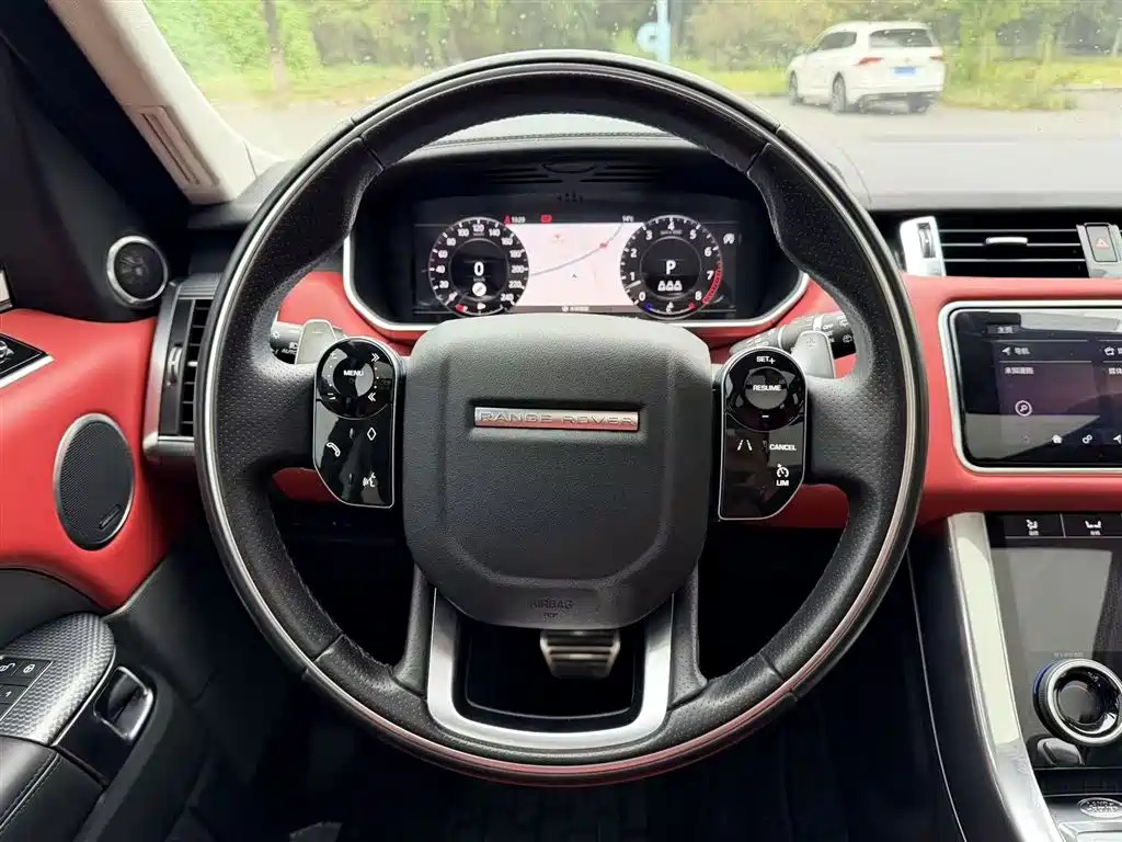 Land Rover Sport 2020 — фото 12