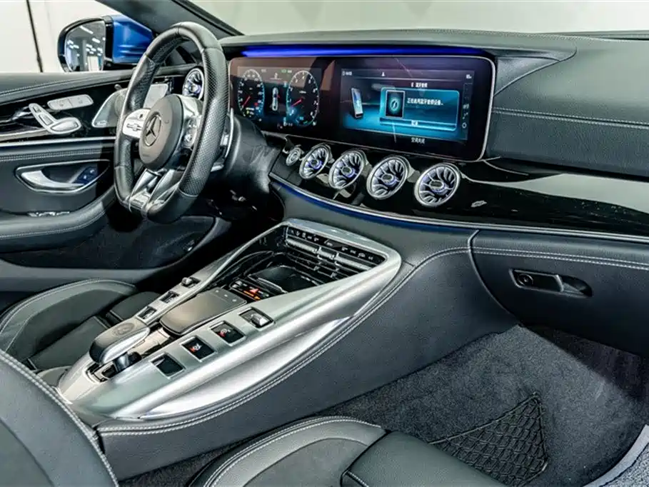 Mercedes-Benz AMG GT 2020 — фото 19