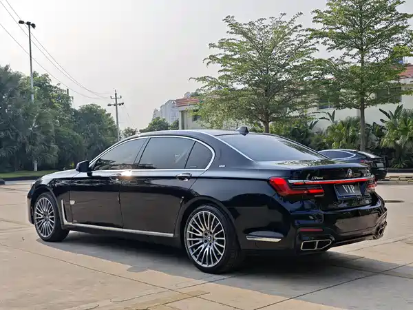BMW 7 Series 2009