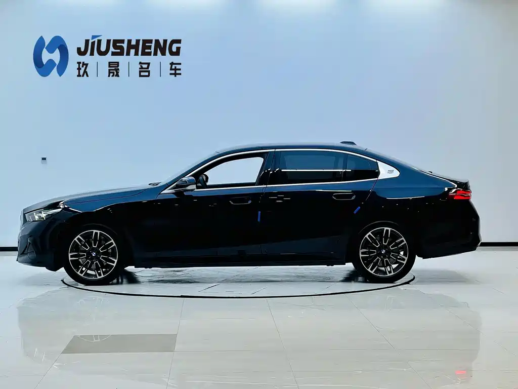 BMW 5 Series 2026