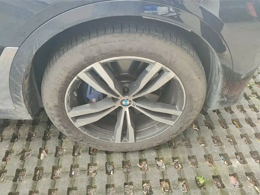 BMW X7 2022