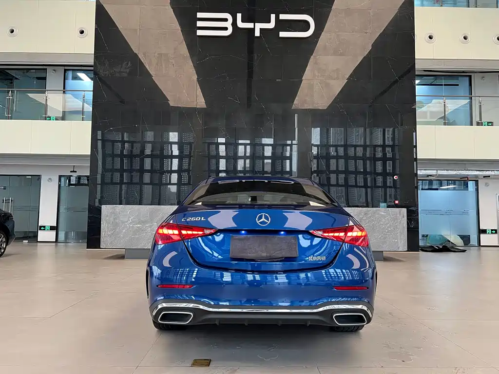 Mercedes-Benz C-Class 2022 — фото 16