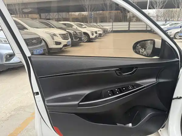 Hyundai Yuedong 2018