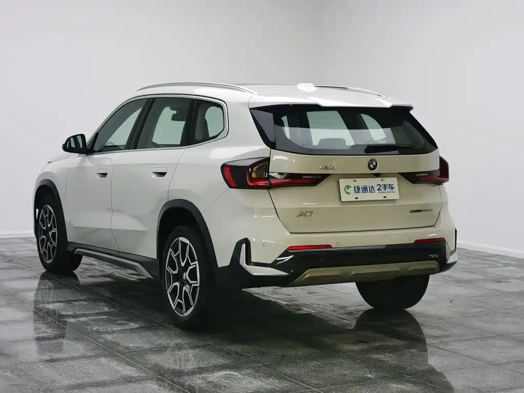 BMW X1 2025