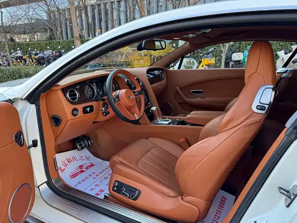 Bentley Continental 2012