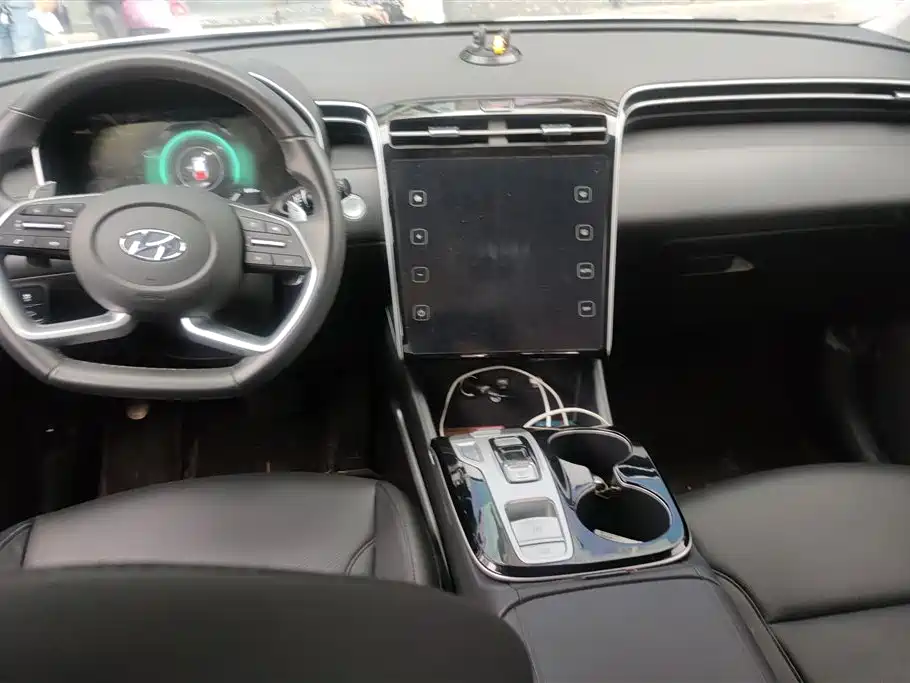 Hyundai Tucson 2022 — фото 12