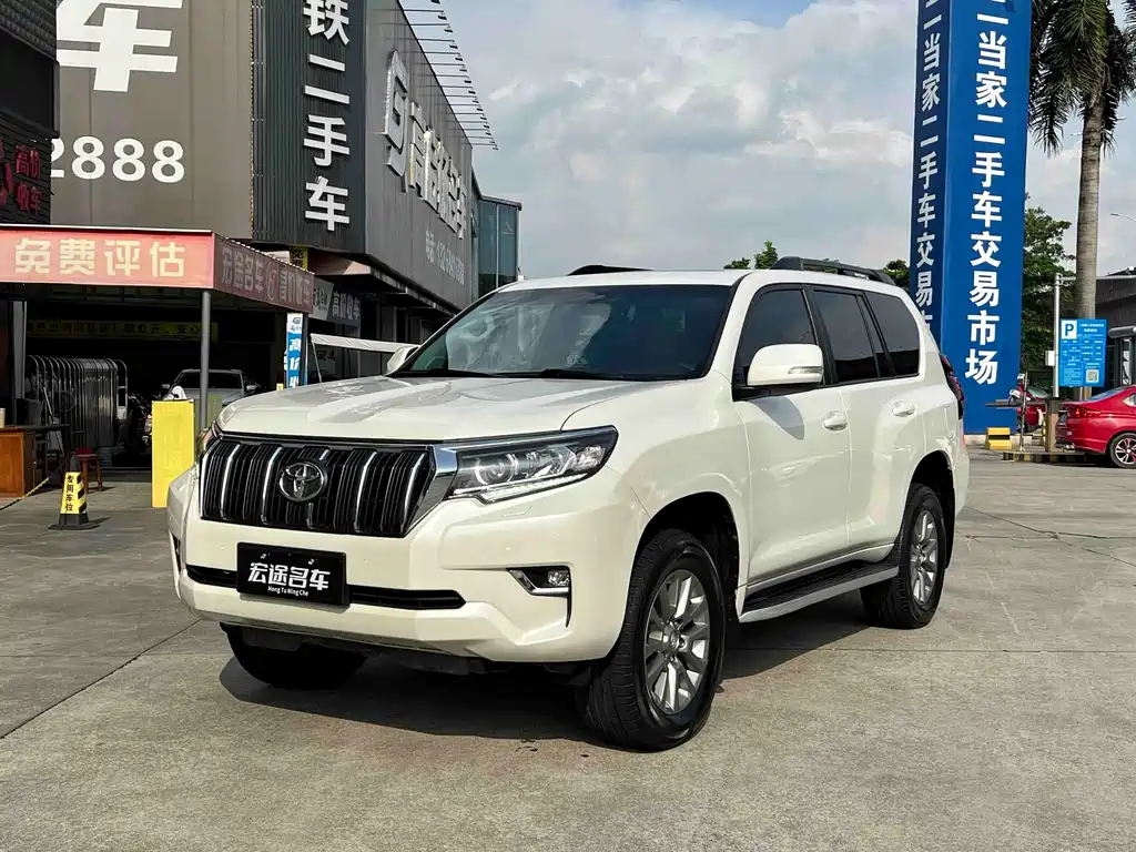Toyota Prado 2018 — фото 1