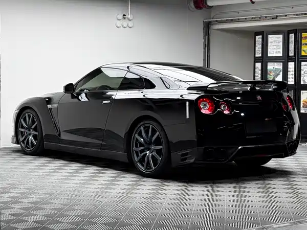 Nissan GT-R 2014
