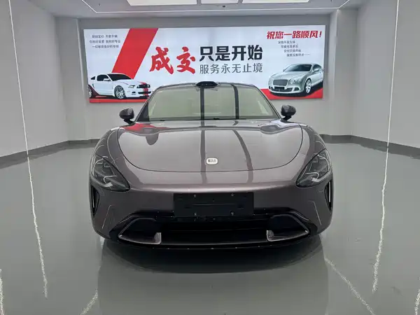 Xiaomi SU7 2024