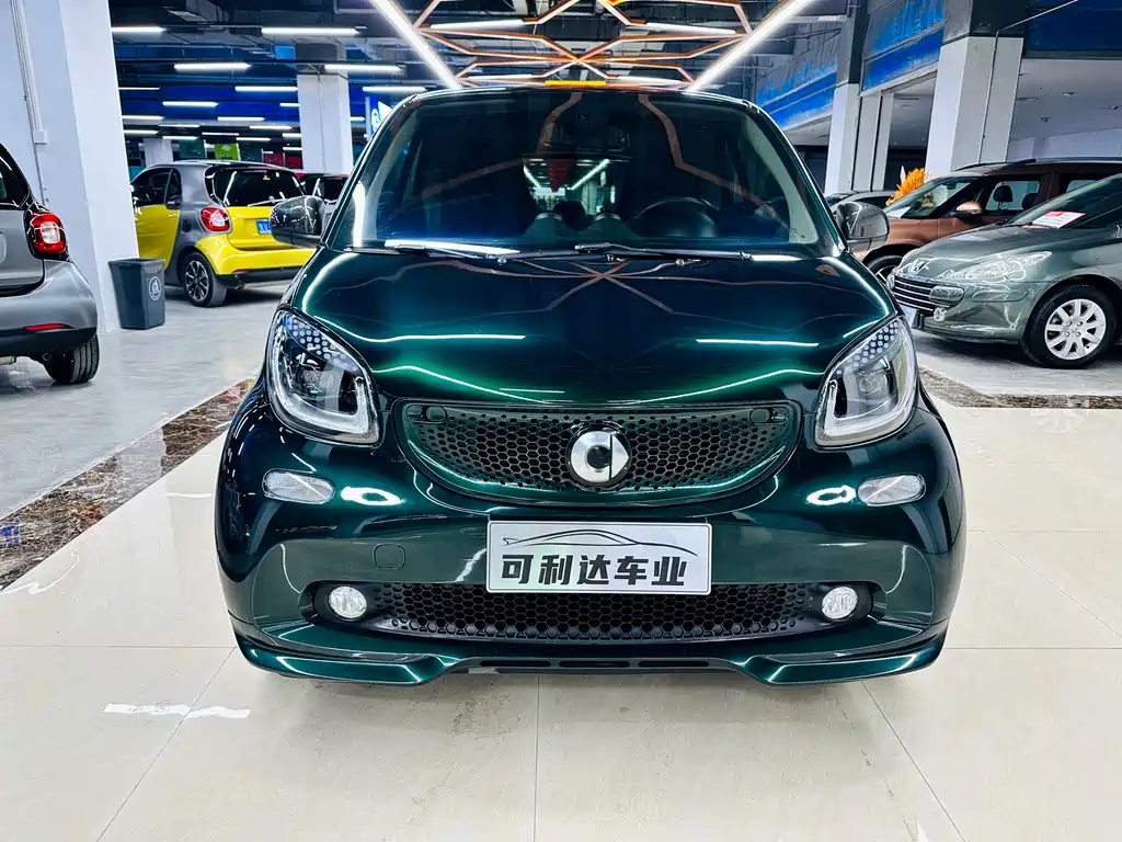 smart Fortwo 2018 — фото 8