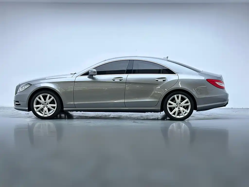 Mercedes-Benz CLS 2012 — фото 5