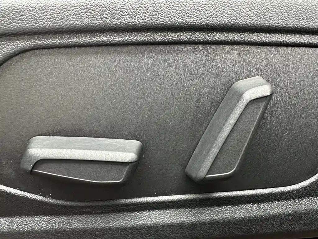Hyundai Elantra 2023 — фото 13