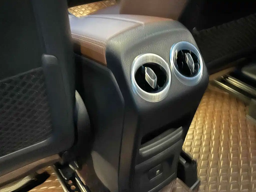 Mercedes-Benz GLB 2022 — фото 10