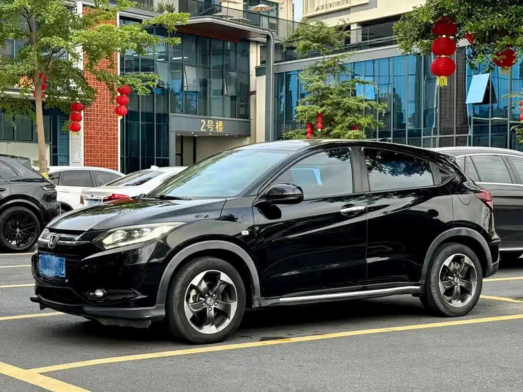 Honda Vezel 2017 — фото 2