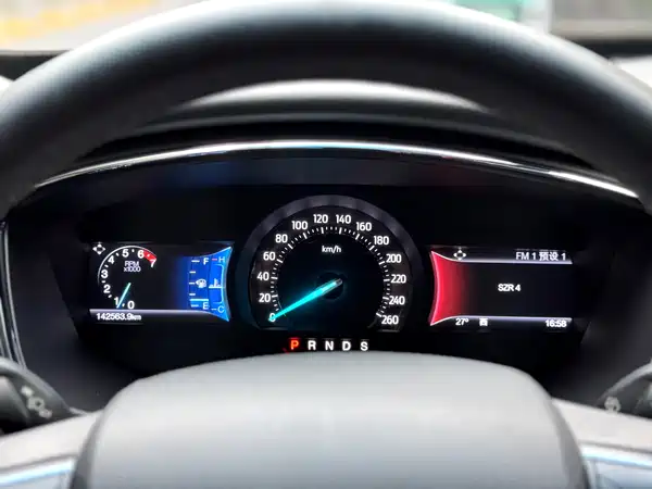 Ford Taurus 2015