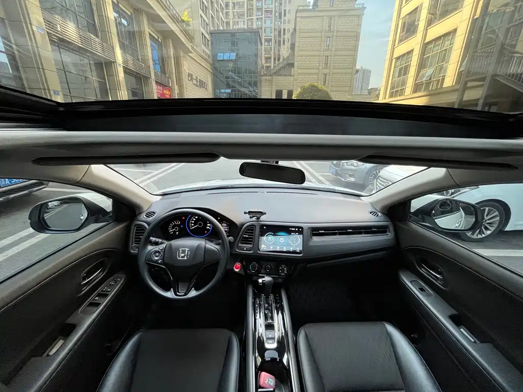 Honda Vezel 2020 — фото 10