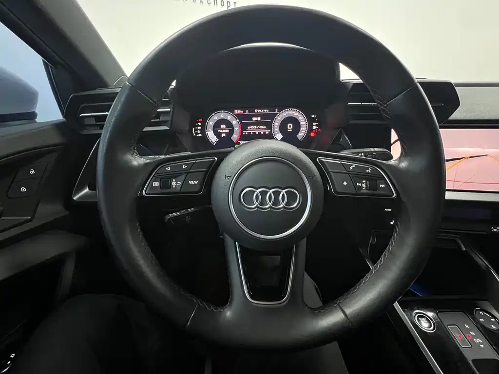Audi A3 2023 — фото 22