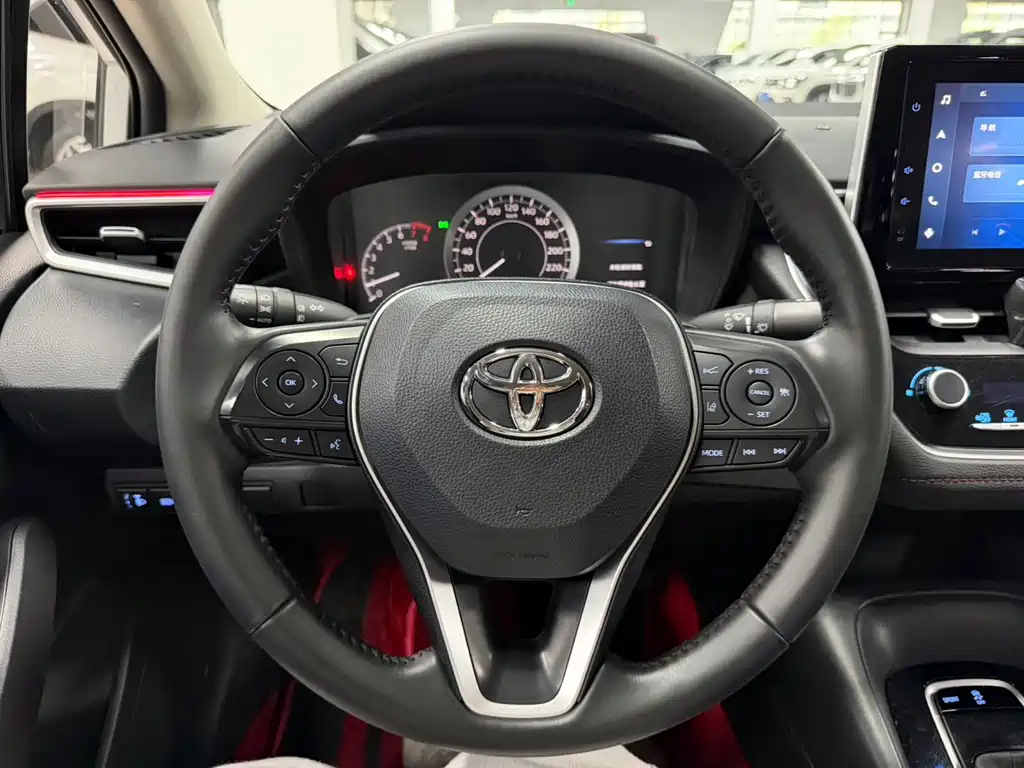 Toyota Corolla 2022 — фото 10