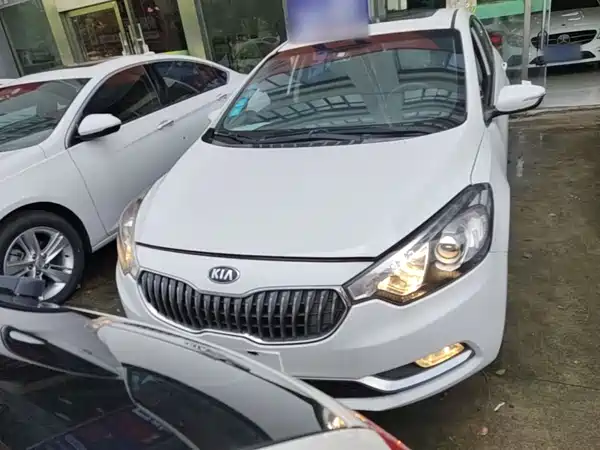 Kia K3 2015