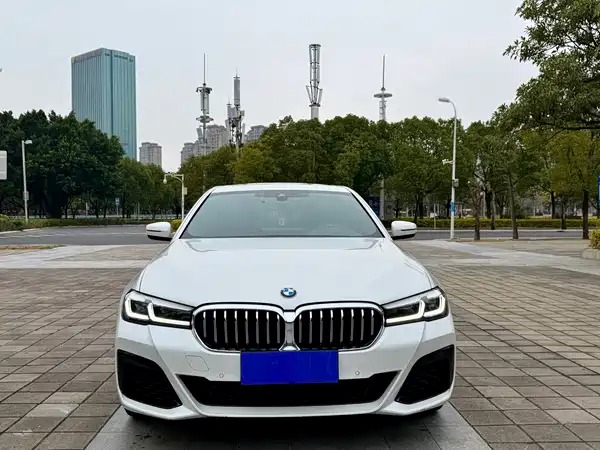 BMW 5 Series 2023