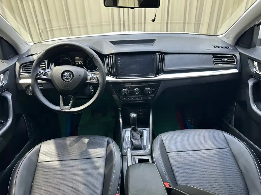 Skoda Kamiq 2023 — фото 10