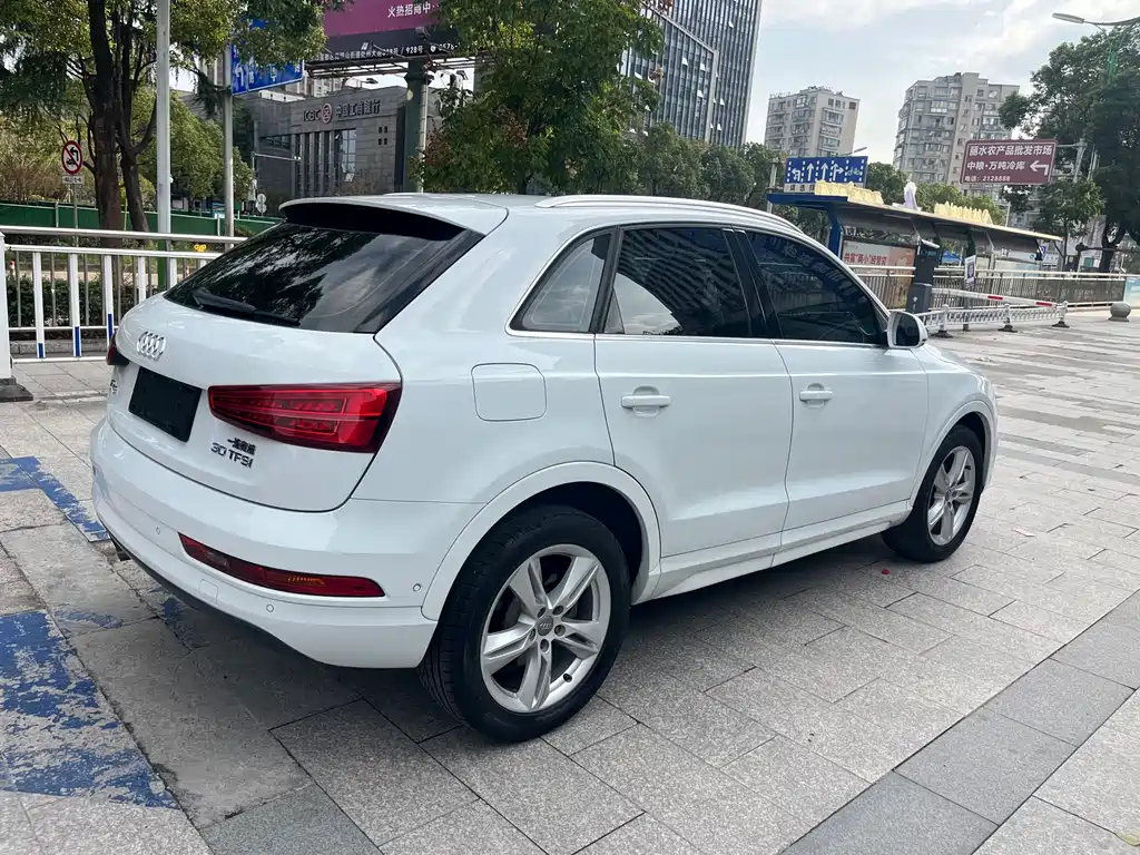 Audi Q3 2017 — фото 3