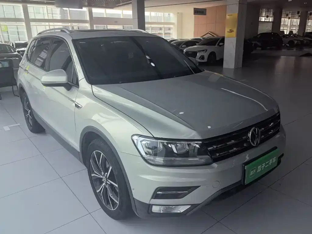 Volkswagen Tiguan L 2020