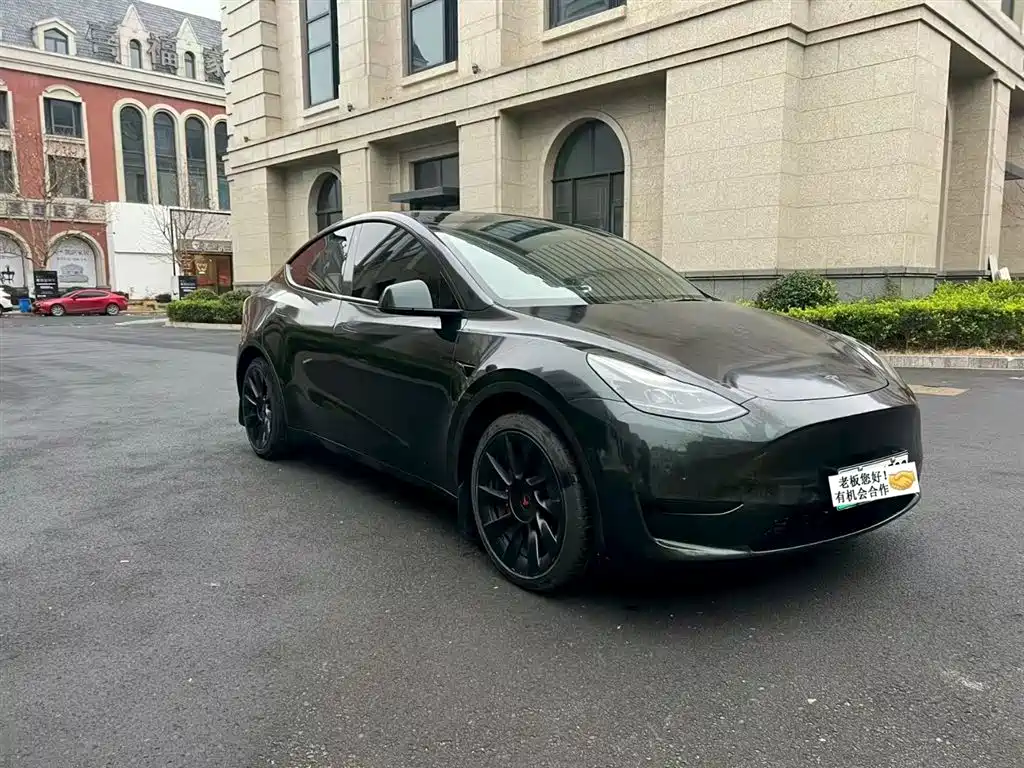 Tesla Model Y 2022 — фото 4