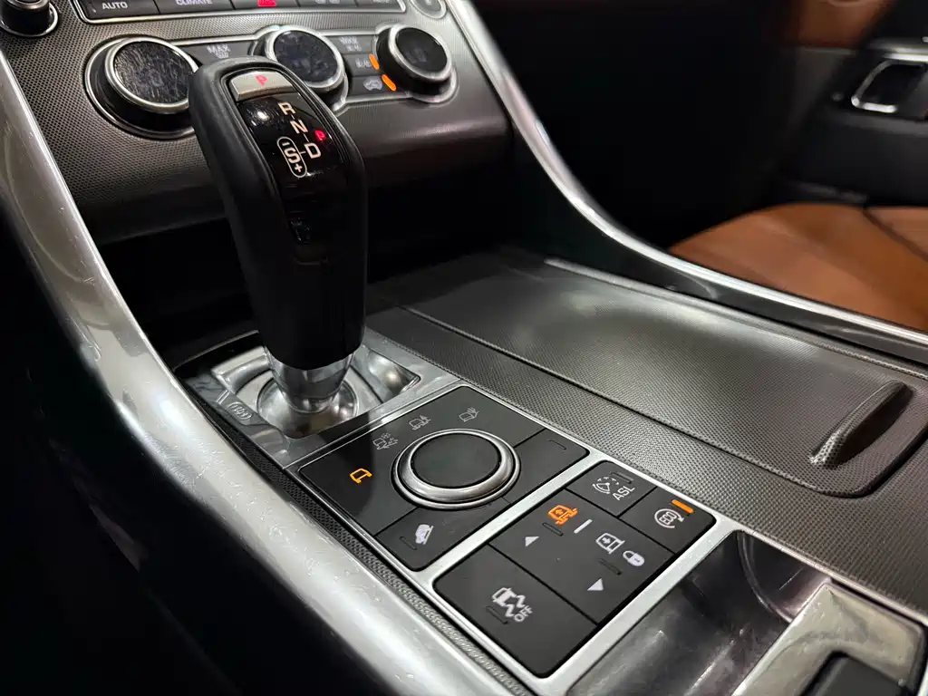 Land Rover Range Rover Sport 2014 — фото 16