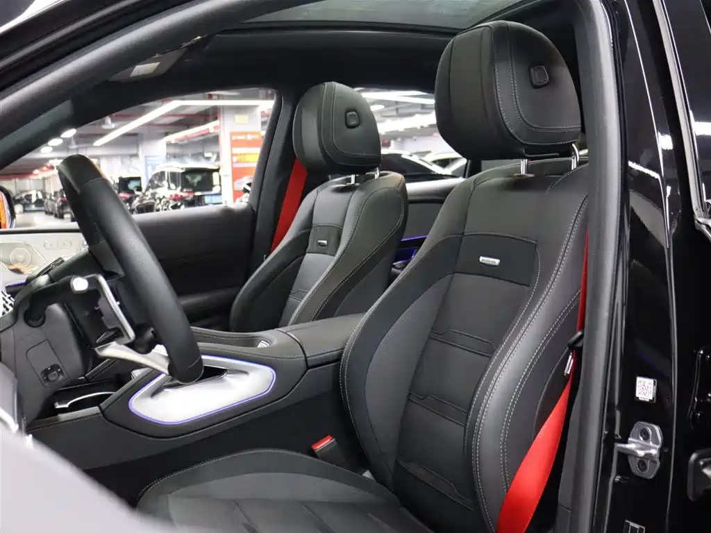 Mercedes-Benz GLE Coupe AMG 2025 — фото 11
