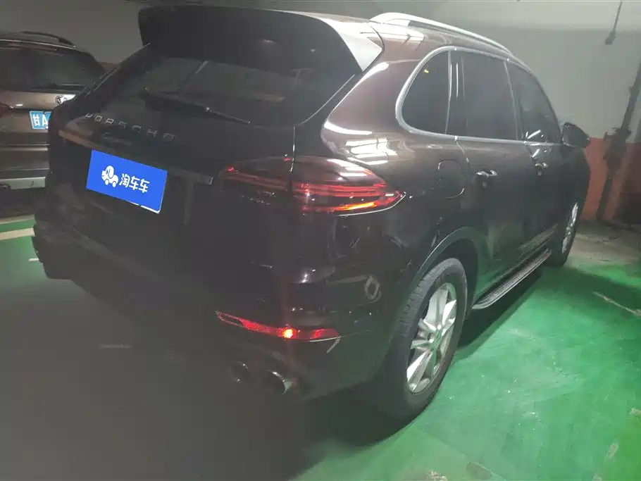 Porsche Cayenne 2015