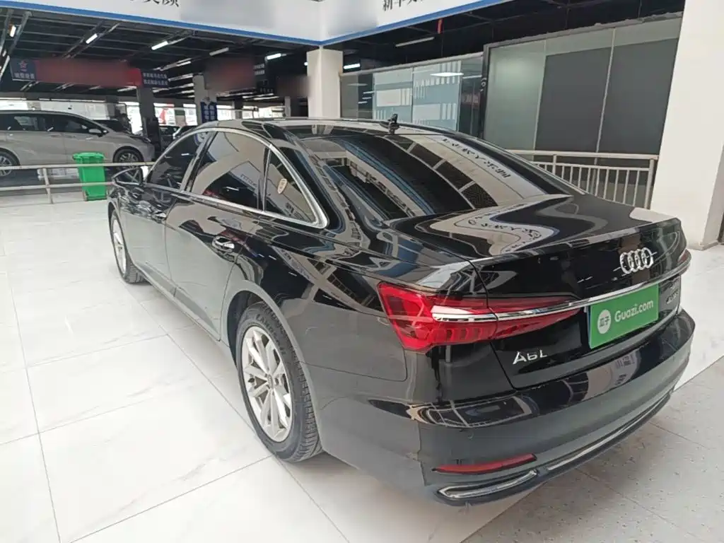 Audi A6L 2021