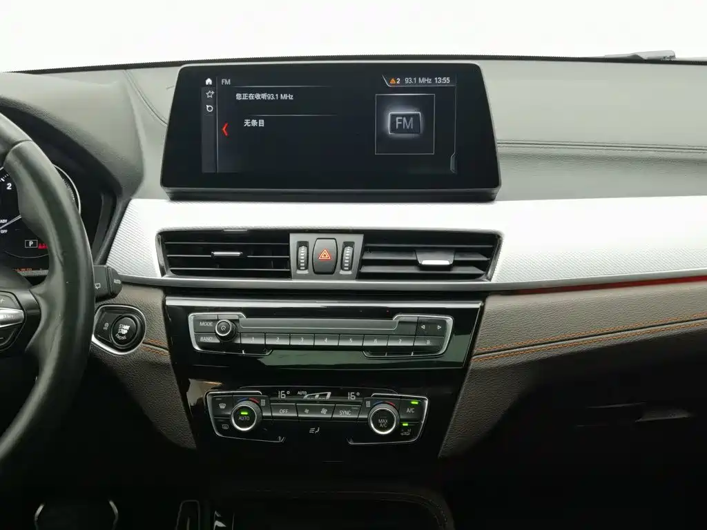 BMW X2 2022 — фото 12