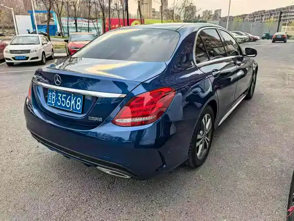 Mercedes-Benz C-Class 2018