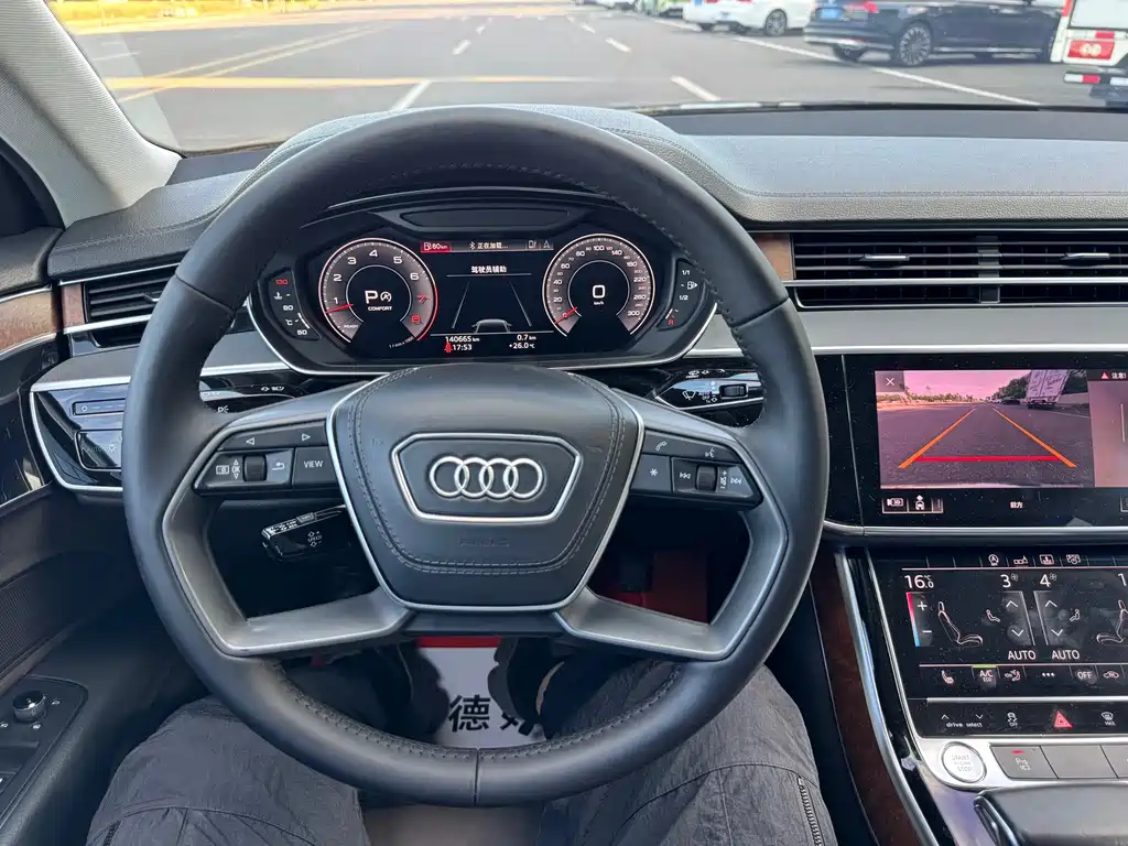 Audi A8 2018 — фото 16