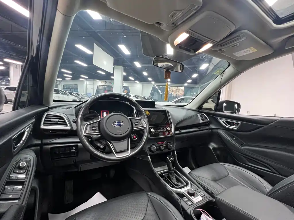 Subaru Forester 2020 — фото 16
