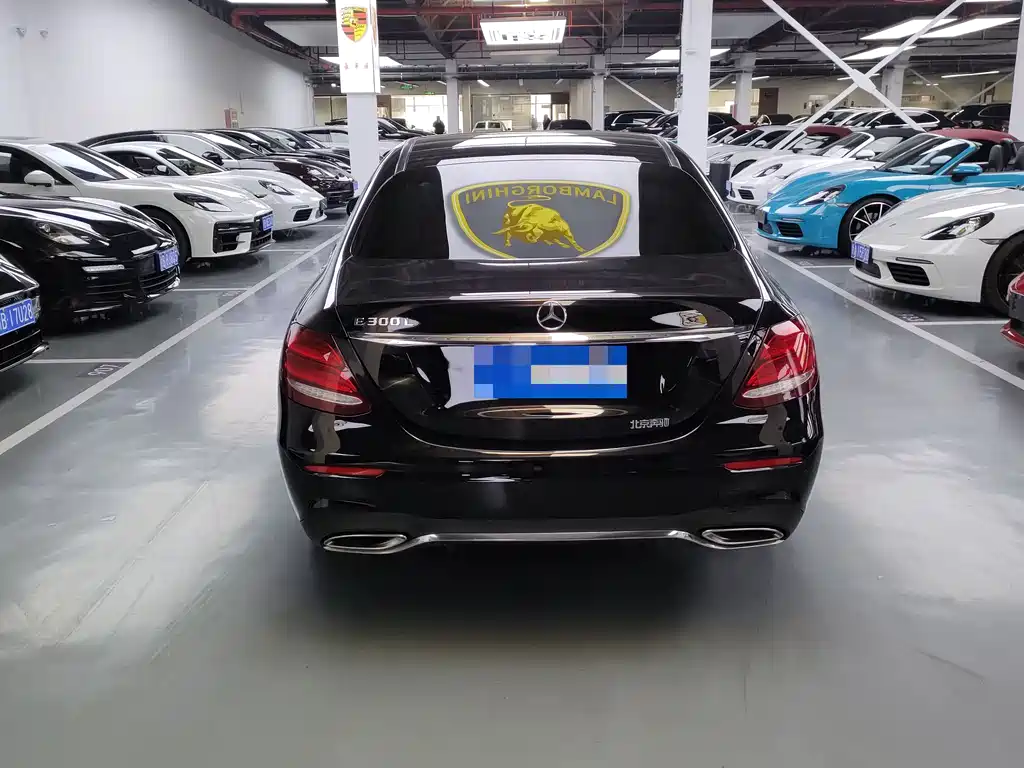 Mercedes-Benz E-Class 2020 — фото 11