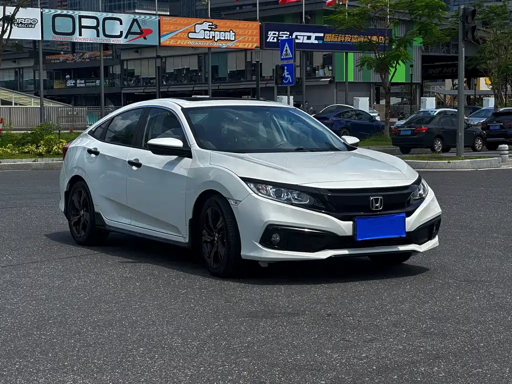 Honda Civic 2020 — фото 3