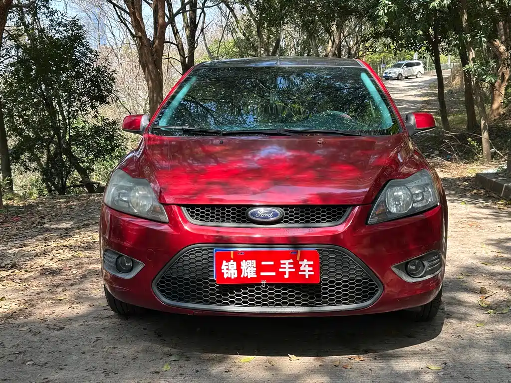 Ford Focus 2013 — фото 2