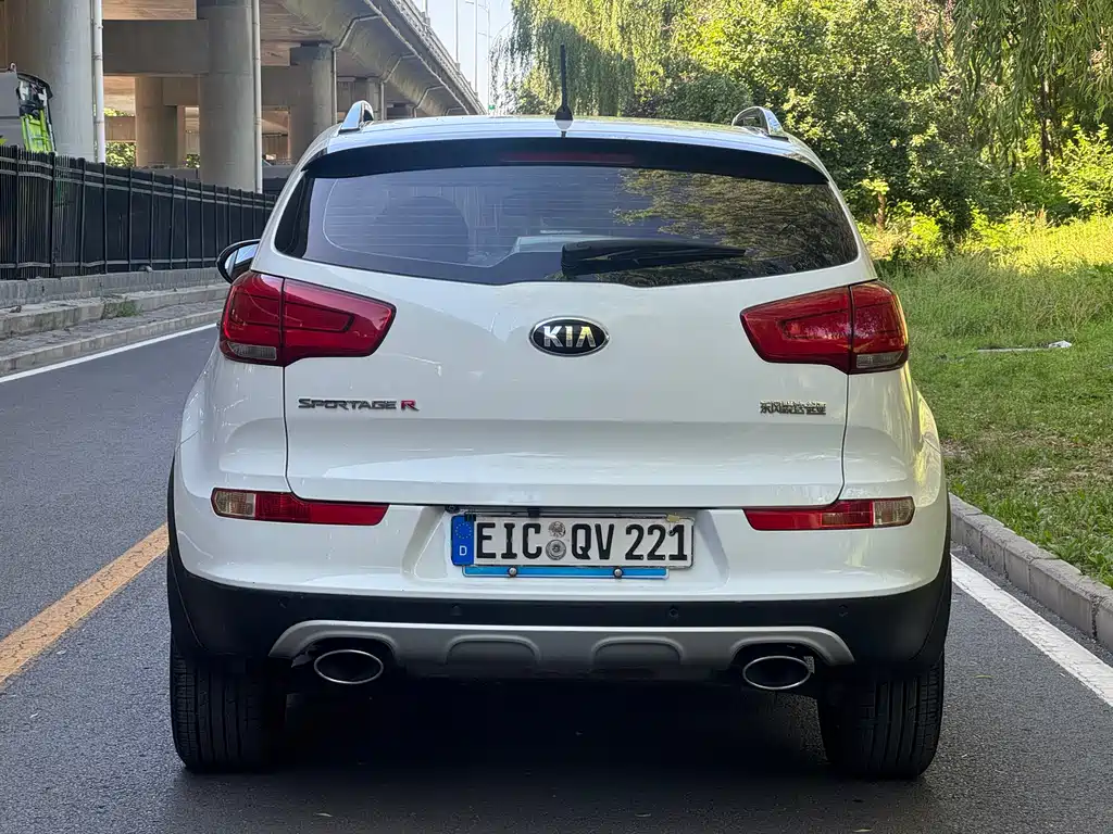 Kia Sportage 2015 — фото 15