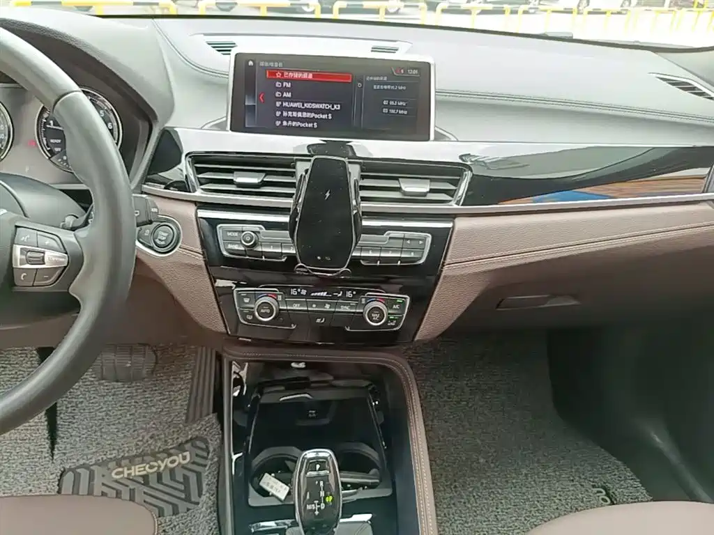 BMW X2 2020 — фото 13