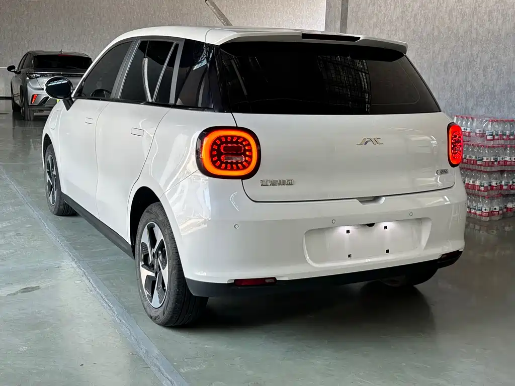 Yiwei 3 2024