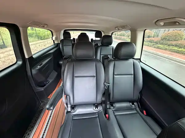 Mercedes-Benz Vito 2016